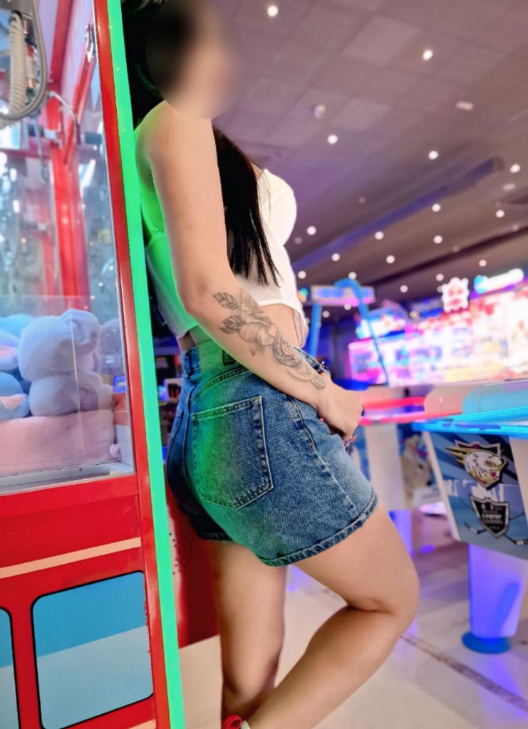 Chica busca chico en Sevilla: 