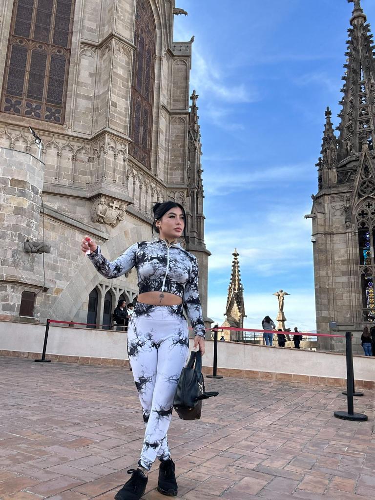 Chica busca chico en Cádiz: 