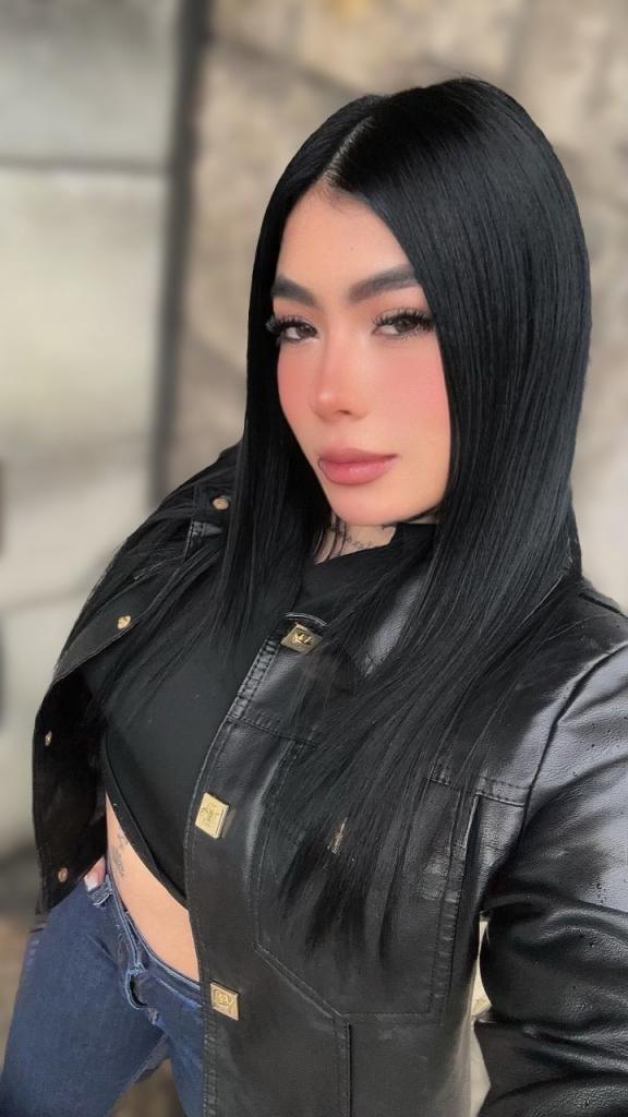 Chica busca chico en Cádiz: 