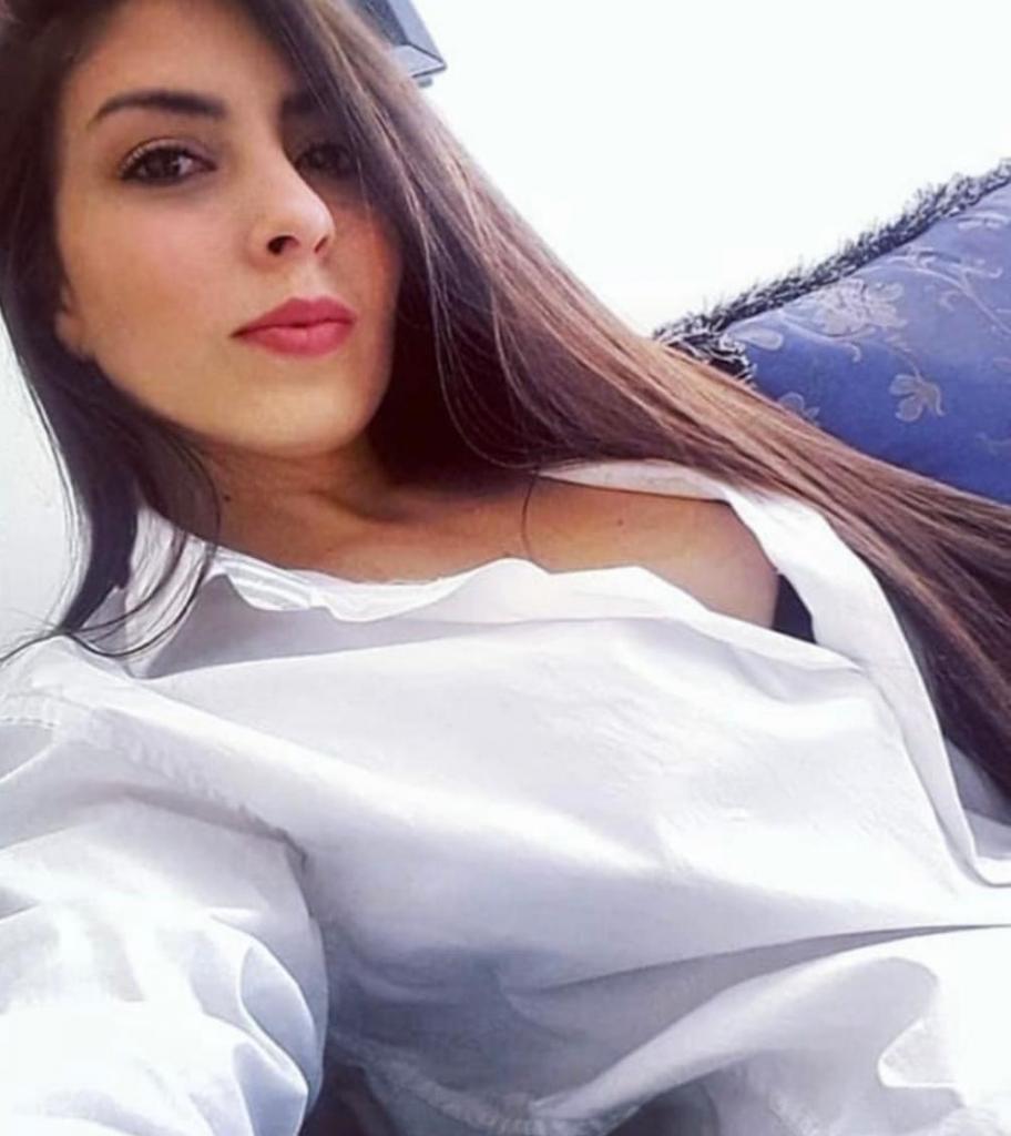 678953858: Chica busca chico en Tarragona