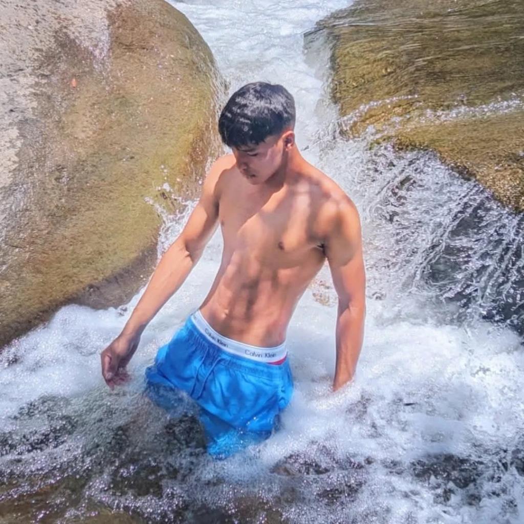 Chico busca chica en Tenerife: 