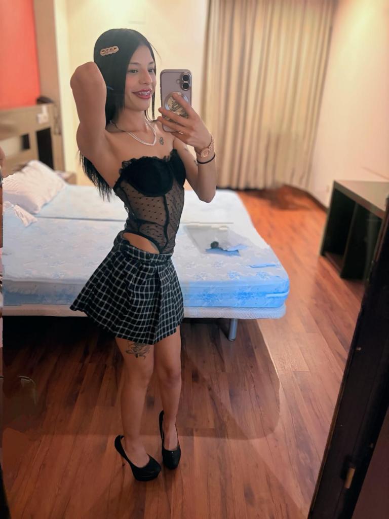 Chica busca chico en Sevilla: 