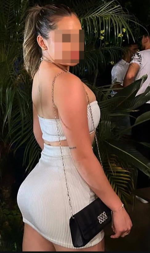 643615229: Chica busca chico en Navarra