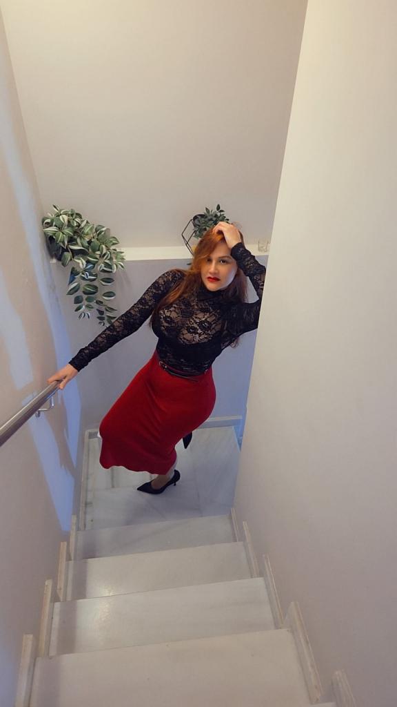 Chica busca chico en Cádiz: 