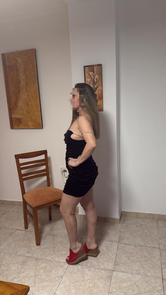 631184860: Chica busca chico en Badajoz