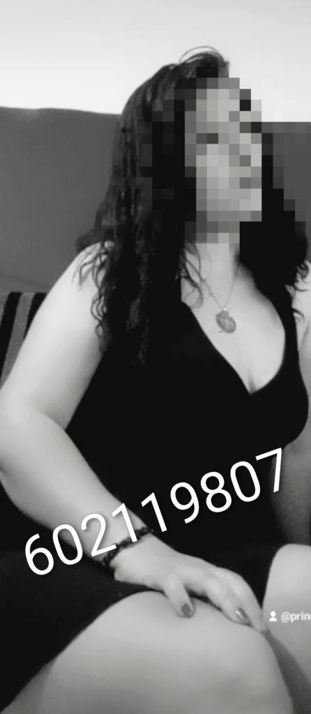 Chica busca chico en Orense: 