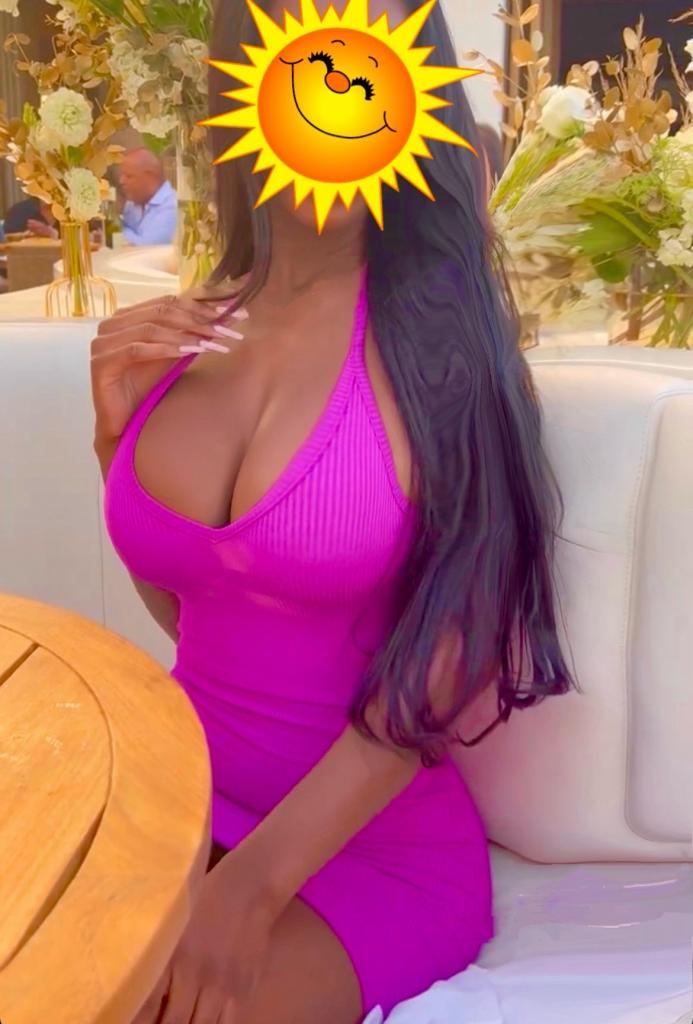 Chica busca chico en Alicante: Chica busca chico