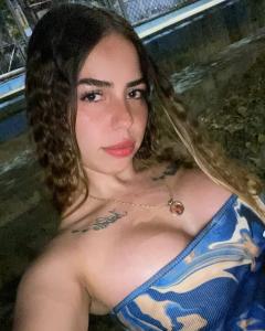 637115095: Chica busca chico en Barcelona