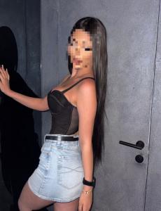 637979593: Chica busca chico en Madrid