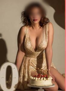 607878944: Chica busca chico en Guipúzcoa