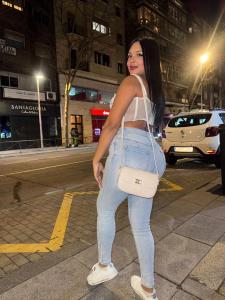 666365091: Chica busca chico en Madrid
