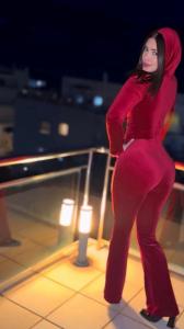 607479662: Chica busca chico en Barcelona