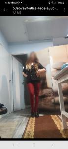 697317494: Chica busca chico en Madrid