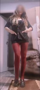 697317494: Chica busca chico en Madrid