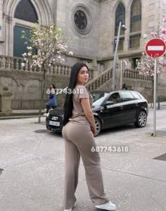 687743618: Chica busca chico en Orense