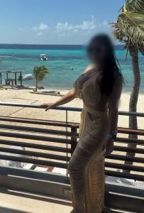 641035372: Chica busca chico en Sevilla