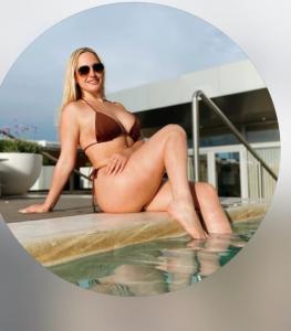 673071643: Chica busca chico en Granada