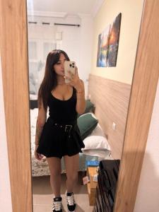 661131294: Chica busca chico en Málaga