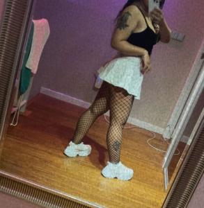 611280777: Chica busca chico en Valencia