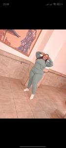 677830485: Chica busca chico en Madrid