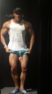 672956838: Chico busca chica en Barcelona