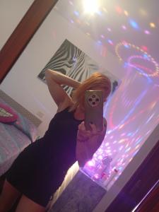 666807215: Chica busca chico en La Coruña