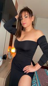 643011489: Chica busca chico en Granada