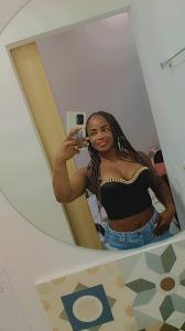 613694952: Chica busca chico en Barcelona