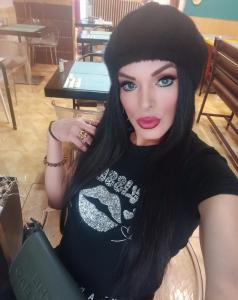 613773924: Travesti en Madrid