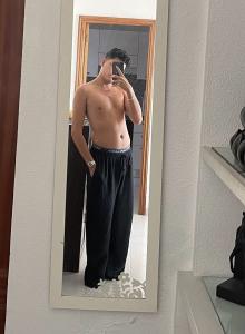 641282539: Chico busca chica en Sevilla