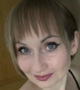 643596452: Chica busca chico en Navarra