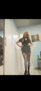 697317494: Chica busca chico en Madrid