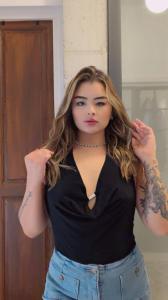 647315397: Chica busca chico en Madrid