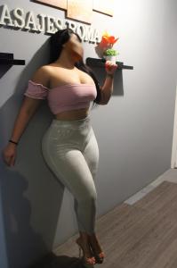 695835696: Chica busca chico en Sevilla