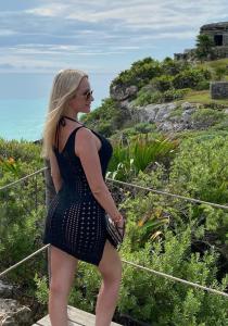 673071643: Chica busca chico en Granada