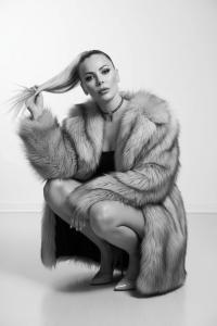 672893796: Chica busca chico en Barcelona