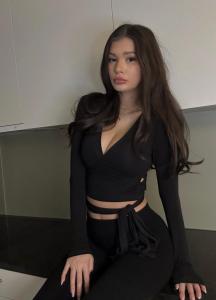 697249078: Chica busca chico en Cádiz