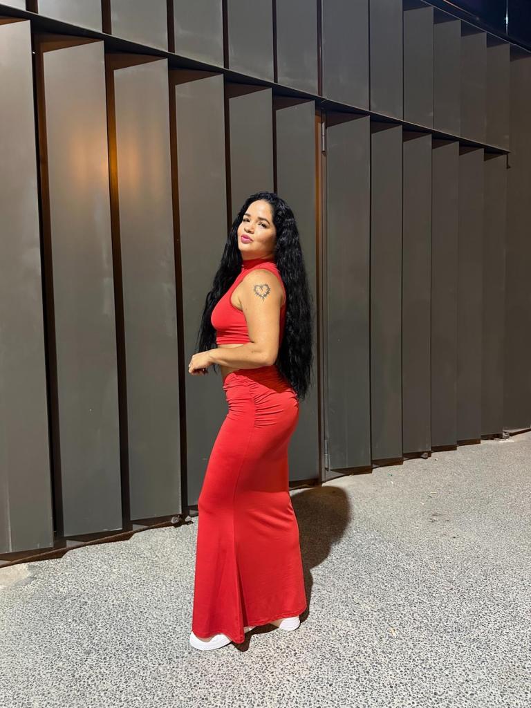 Chica busca chico en Granada: 