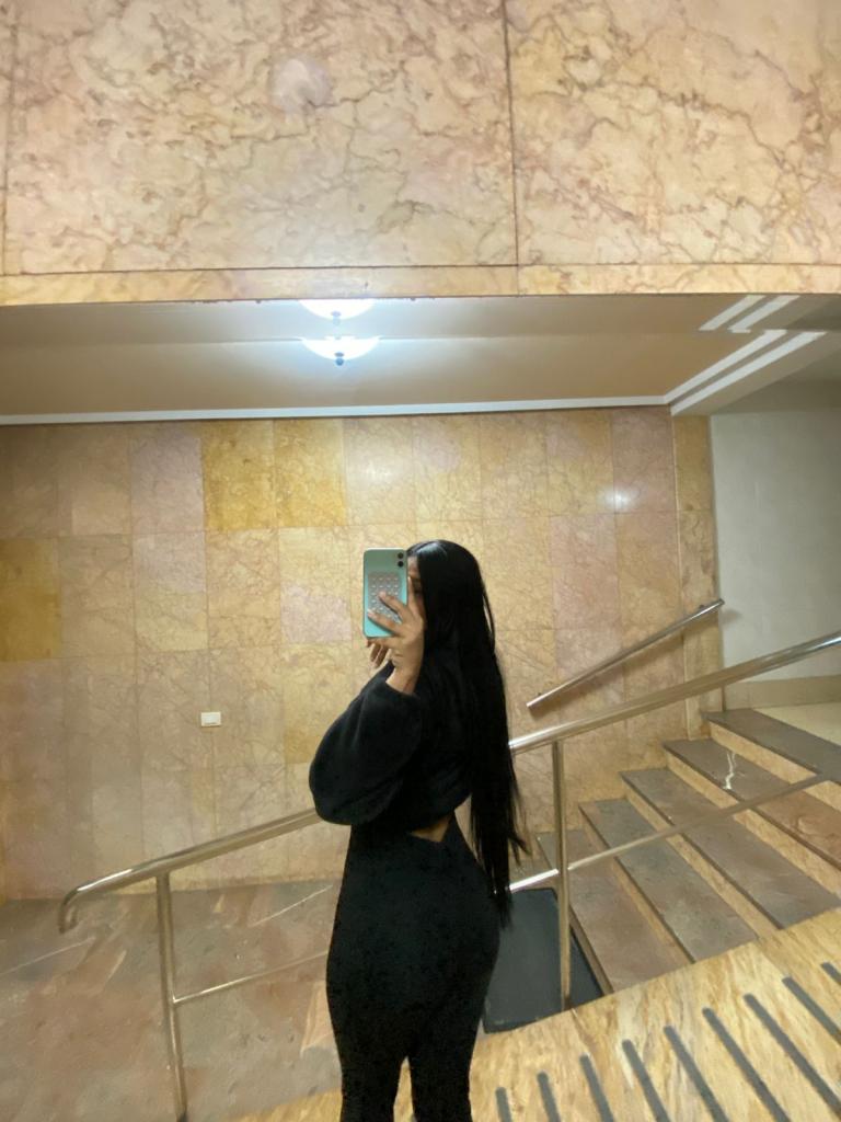 611310598: Chica busca chico en Asturias