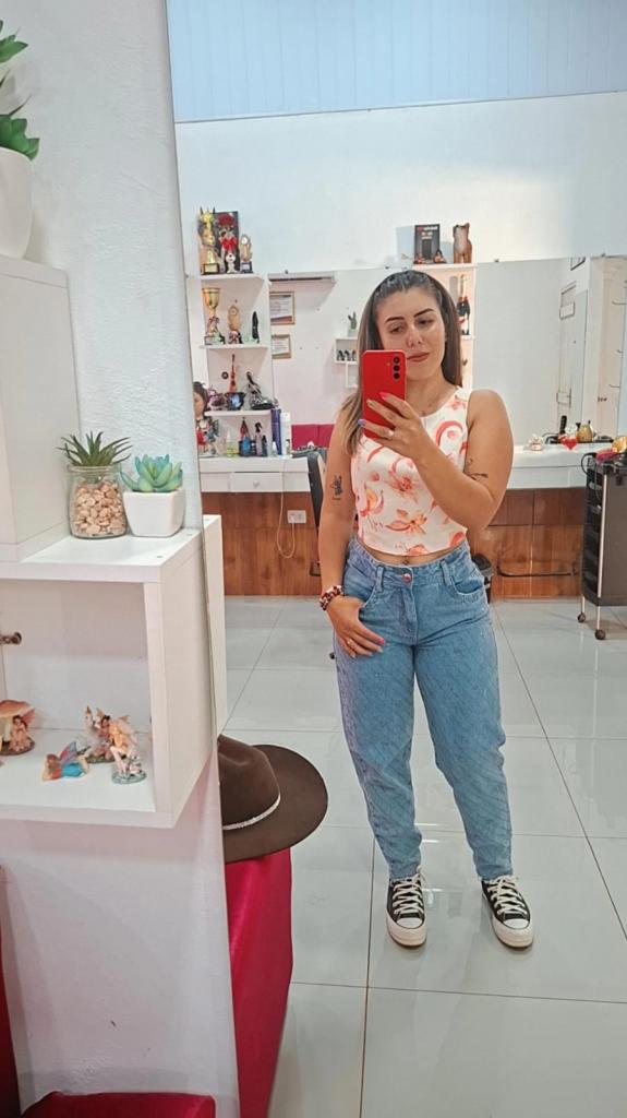 643862316: Chica busca chico en Madrid