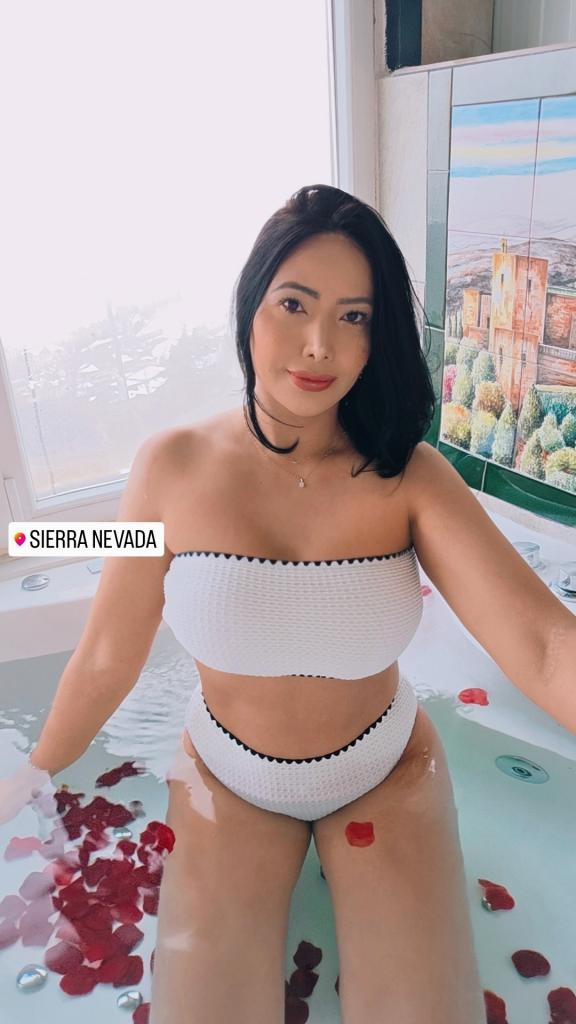 Chica busca chico en Alicante: Chica busca chico