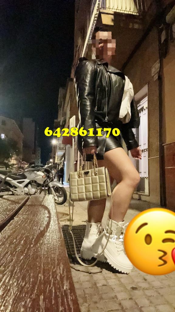 Chica busca chico en Huesca: 