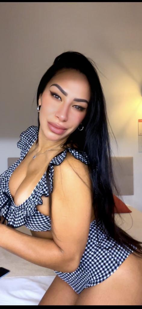 Chica busca chico en Orense: Chica busca chico