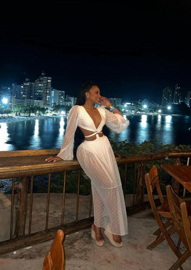 Chica busca chico en Granada: 