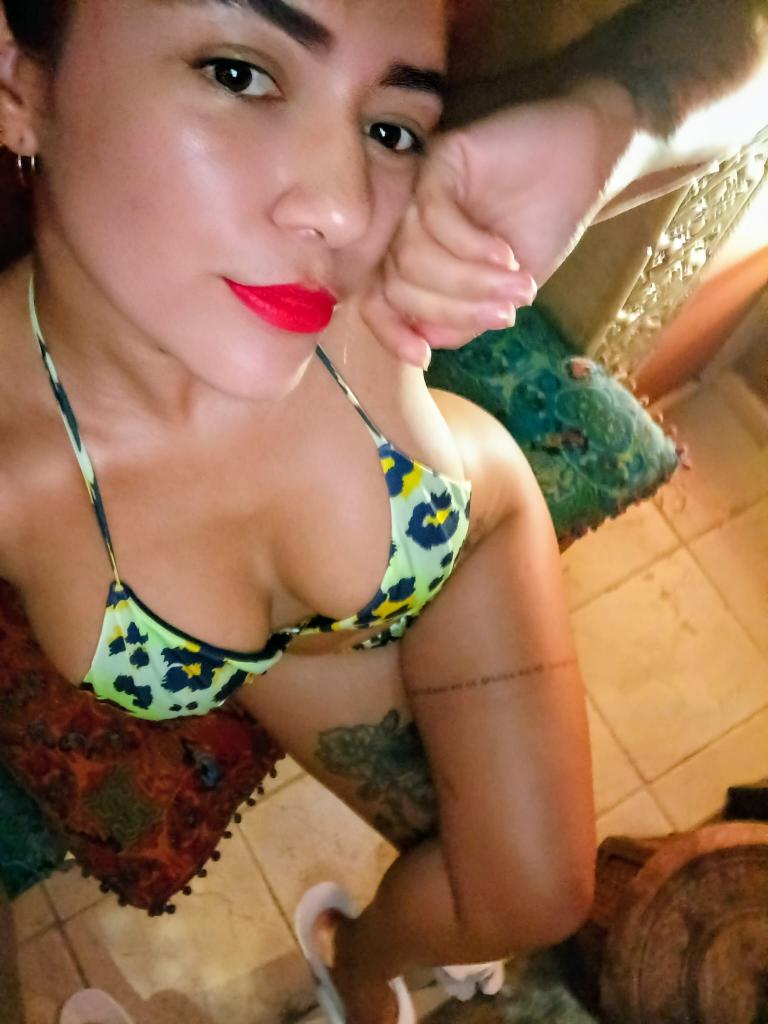 Chica busca chico en Barcelona: 