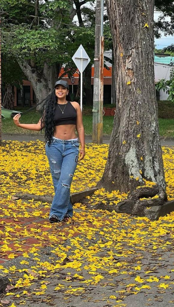 Chica busca chico en Granada: 