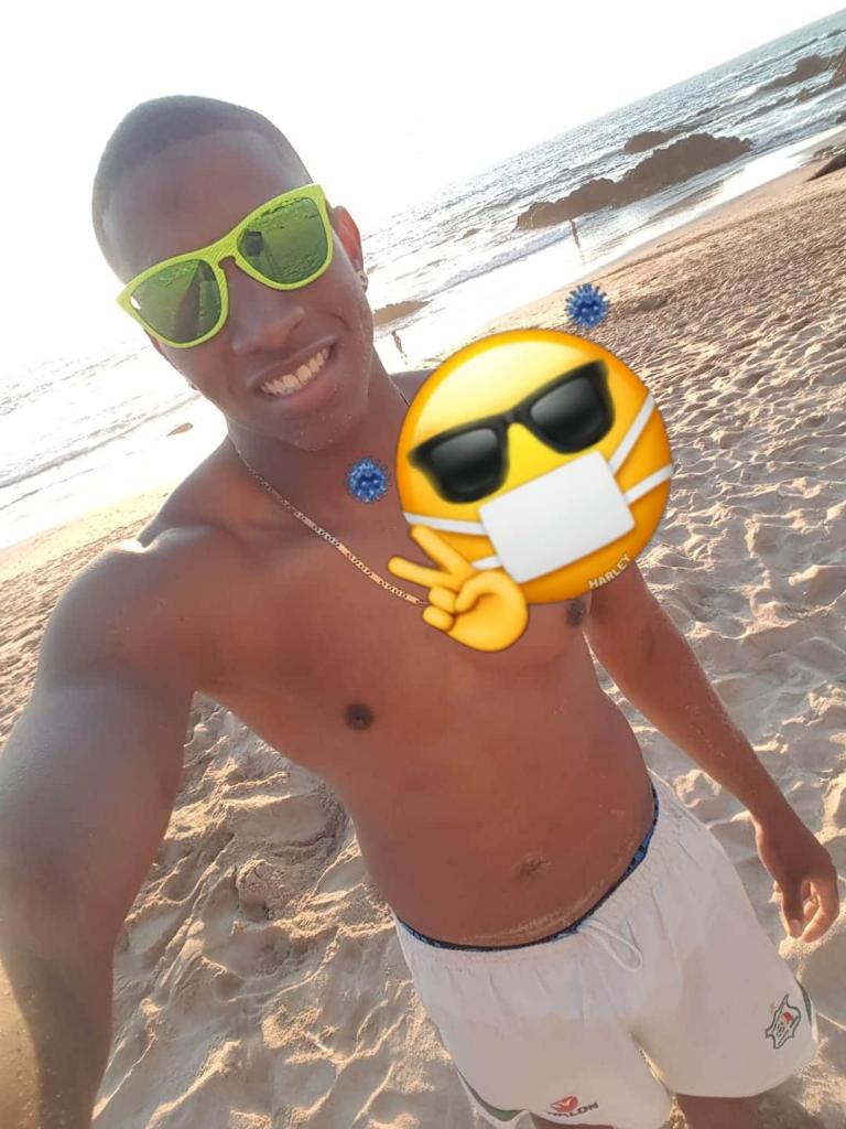 612535600: Chico busca chica en Granada