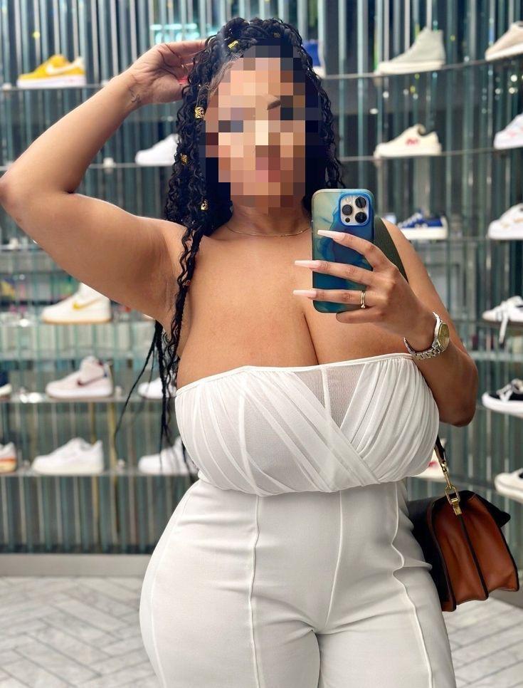 Chica busca chico en Sevilla: 