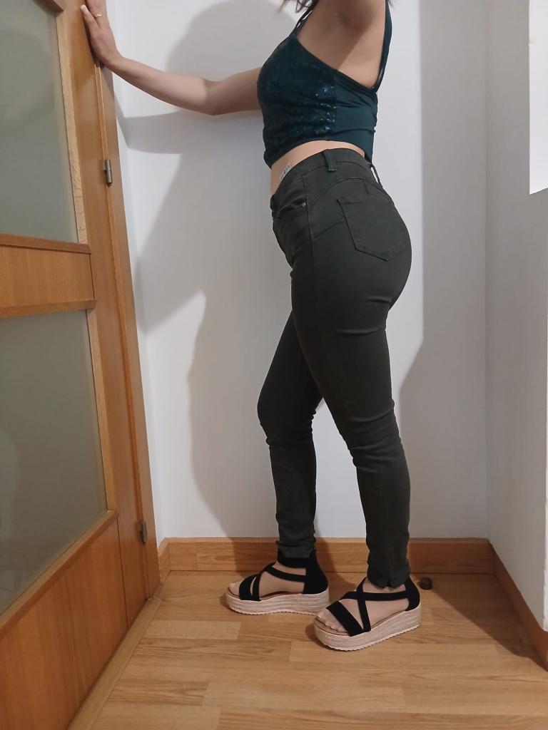 Chica busca chico en Pontevedra: Chica busca chico