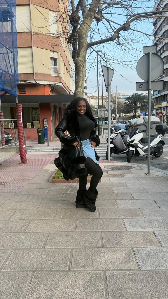 Chica busca chico en Asturias: 